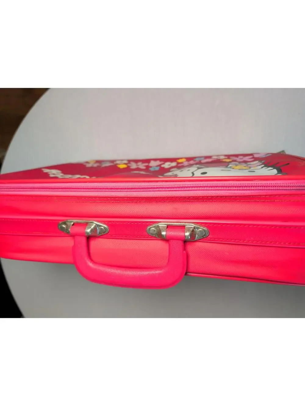 VINTAGE 2000 Hello Kitty Red Suitcase Travel Bag Y2K Sanrio Aesthetic